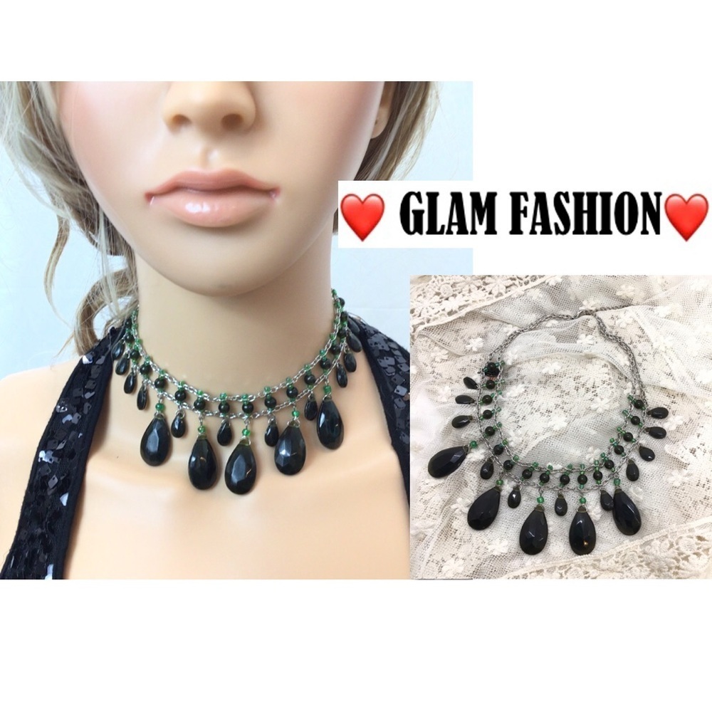Regal Glam Faux Emerald Rhinestone Collar Necklace